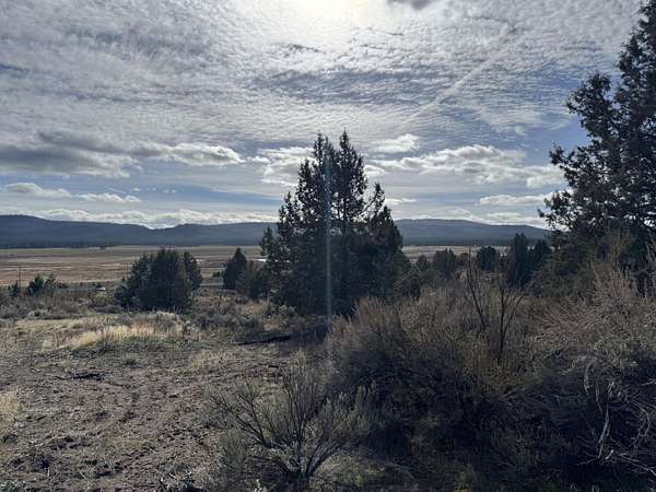 3.24 Acres of Residential Land for Sale in Chiloquin, Oregon
