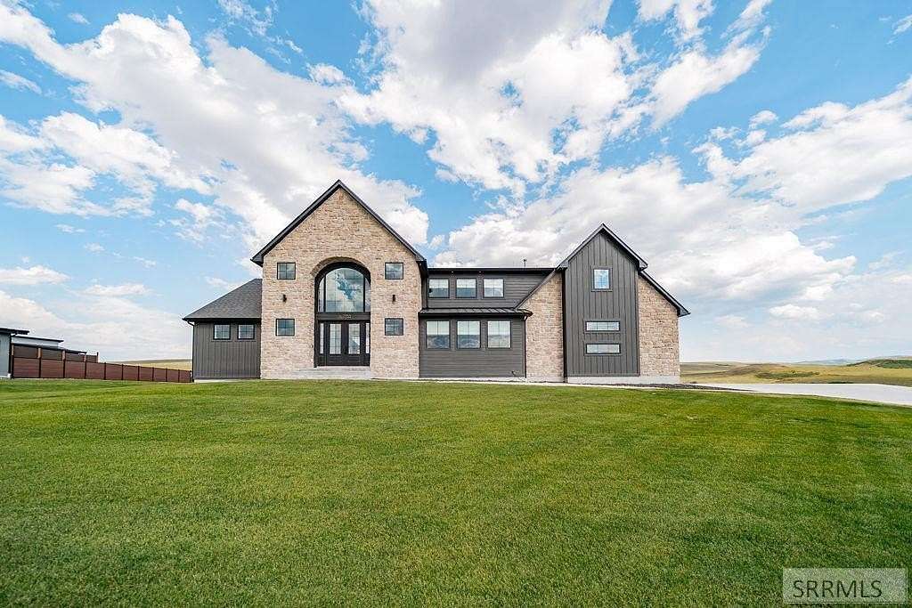 2.32 Acres of Land with Home for Sale in Idaho Falls, Idaho