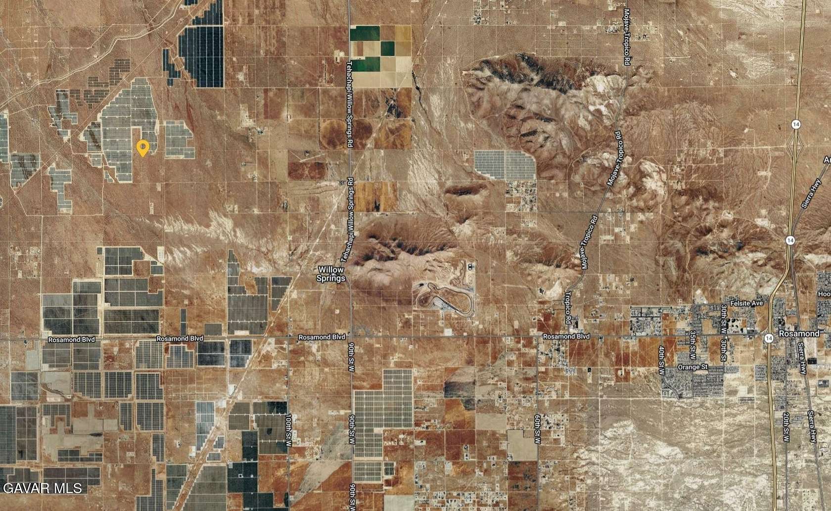 2.54 Acres of Residential Land for Sale in Rosamond, California