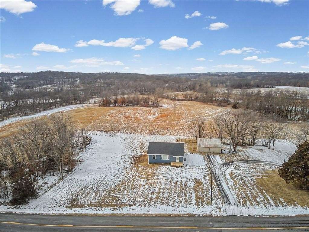 5 Acres of Residential Land with Home for Sale in Braymer, Missouri