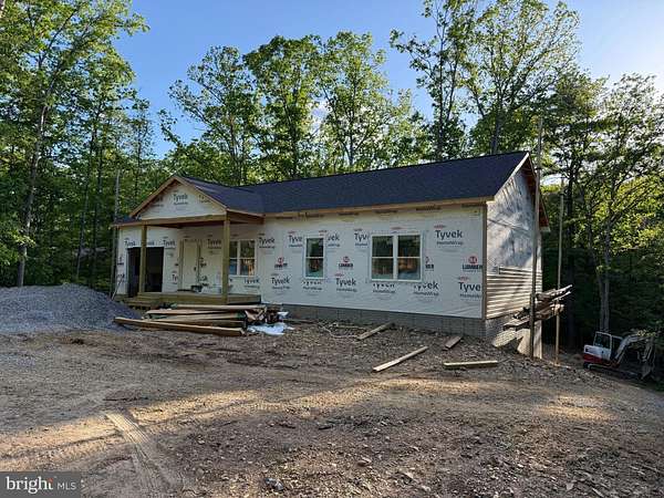 3.48 Acres of Land with Home for Sale in Berkeley Springs, West Virginia
