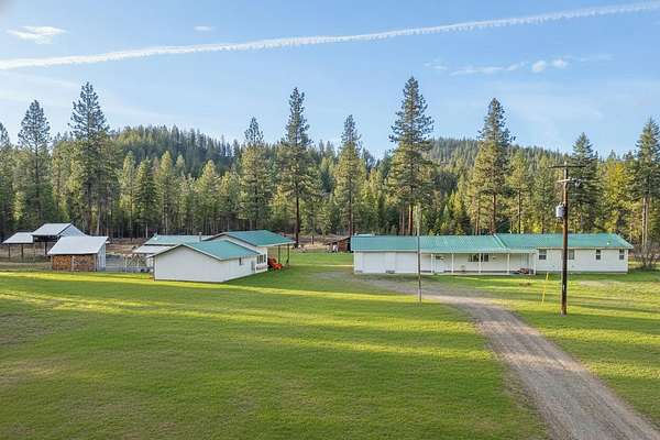 20 Acres of Land with Home for Sale in Kettle Falls, Washington