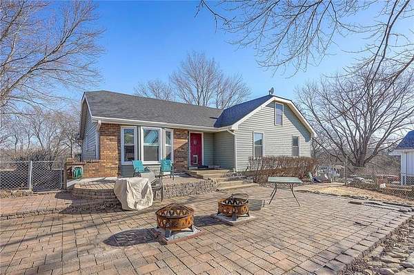 3 Acres of Residential Land with Home for Sale in Kearney, Missouri