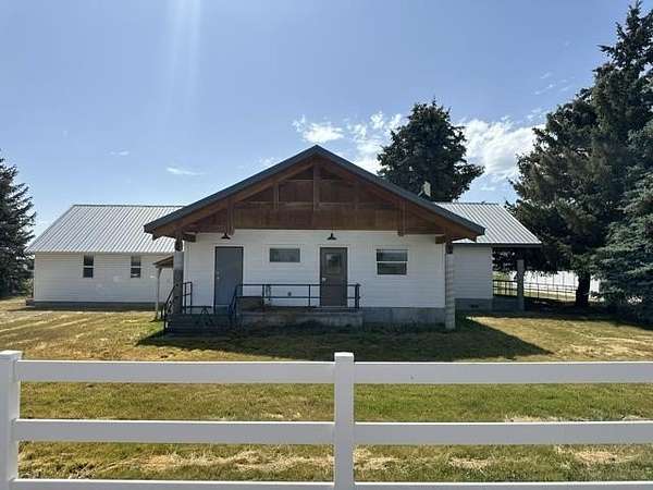 3.33 Acres of Residential Land with Home for Sale in Blackfoot, Idaho