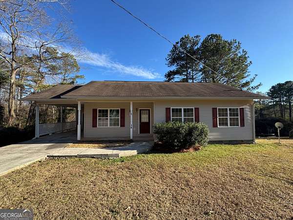 1.6 Acres of Residential Land with Home for Sale in Silver Creek, Georgia