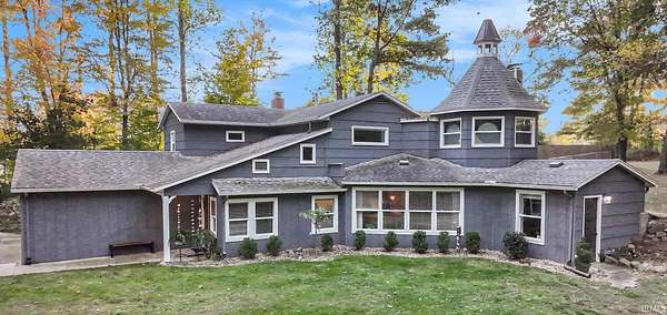 1.6 Acres of Residential Land with Home for Sale in Elkhart, Indiana