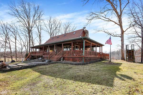 12.6 Acres of Recreational Land with Home for Sale in Martinsville, Indiana