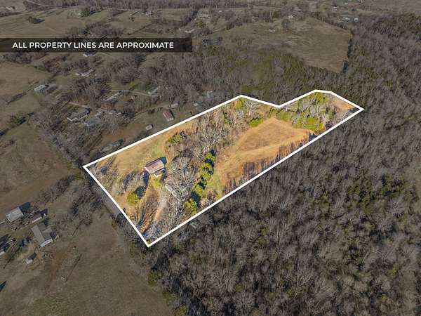 3 Acres of Residential Land for Sale in Bethpage, Tennessee