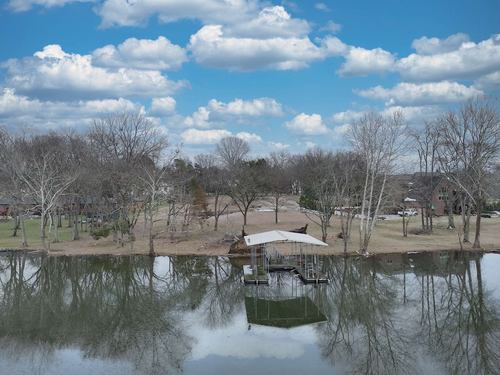 0.96 Acres of Residential Land for Sale in Hendersonville, Tennessee