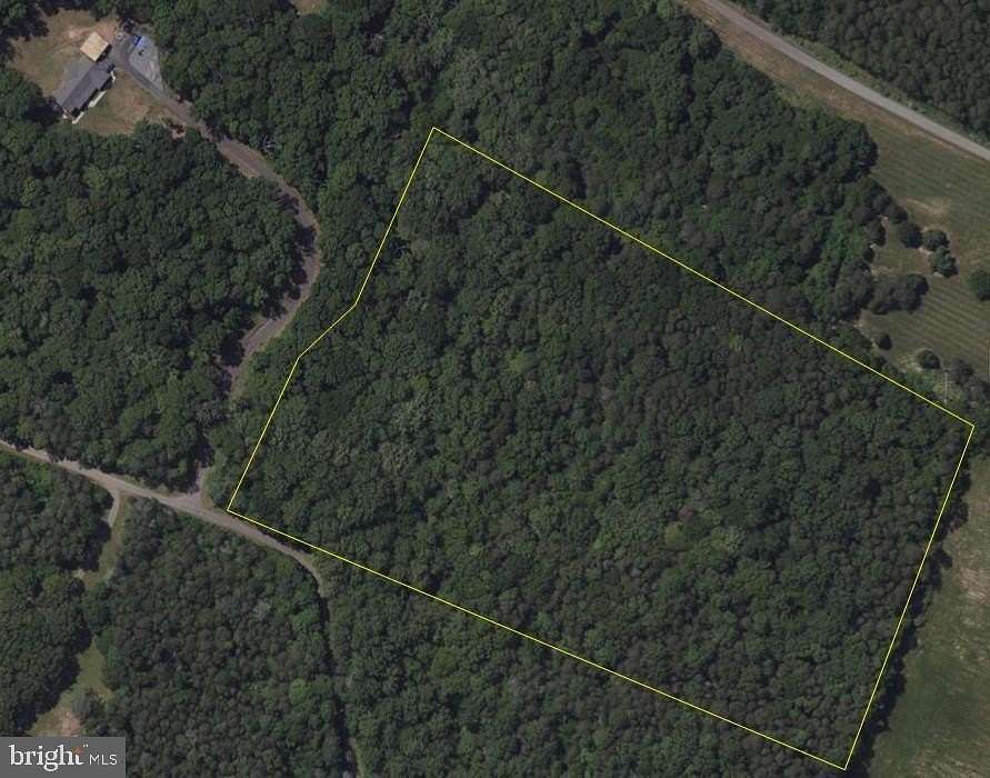 12 Acres of Recreational & Residential Land for Sale in Nokesville, Virginia