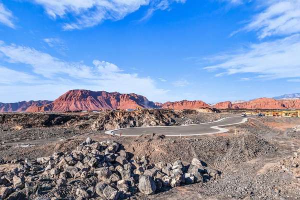 1 Acre of Residential Land for Sale in Santa Clara, Utah