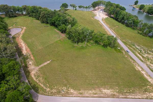 0.8 Acres of Residential Land for Sale in White Pine, Tennessee