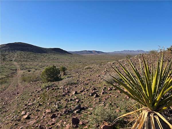 5 Acres of Land for Sale in Golden Valley, Arizona