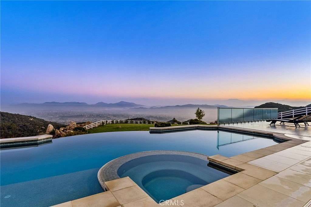86 Acres of Land with Home for Sale in Murrieta, California