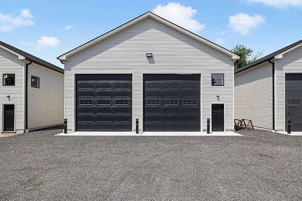 5 Acres of Improved Commercial Land for Sale in Plainfield, Connecticut