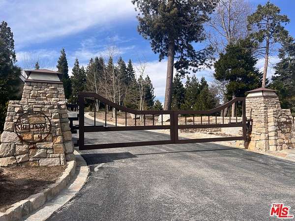 0.25 Acres of Residential Land for Sale in Lake Arrowhead, California