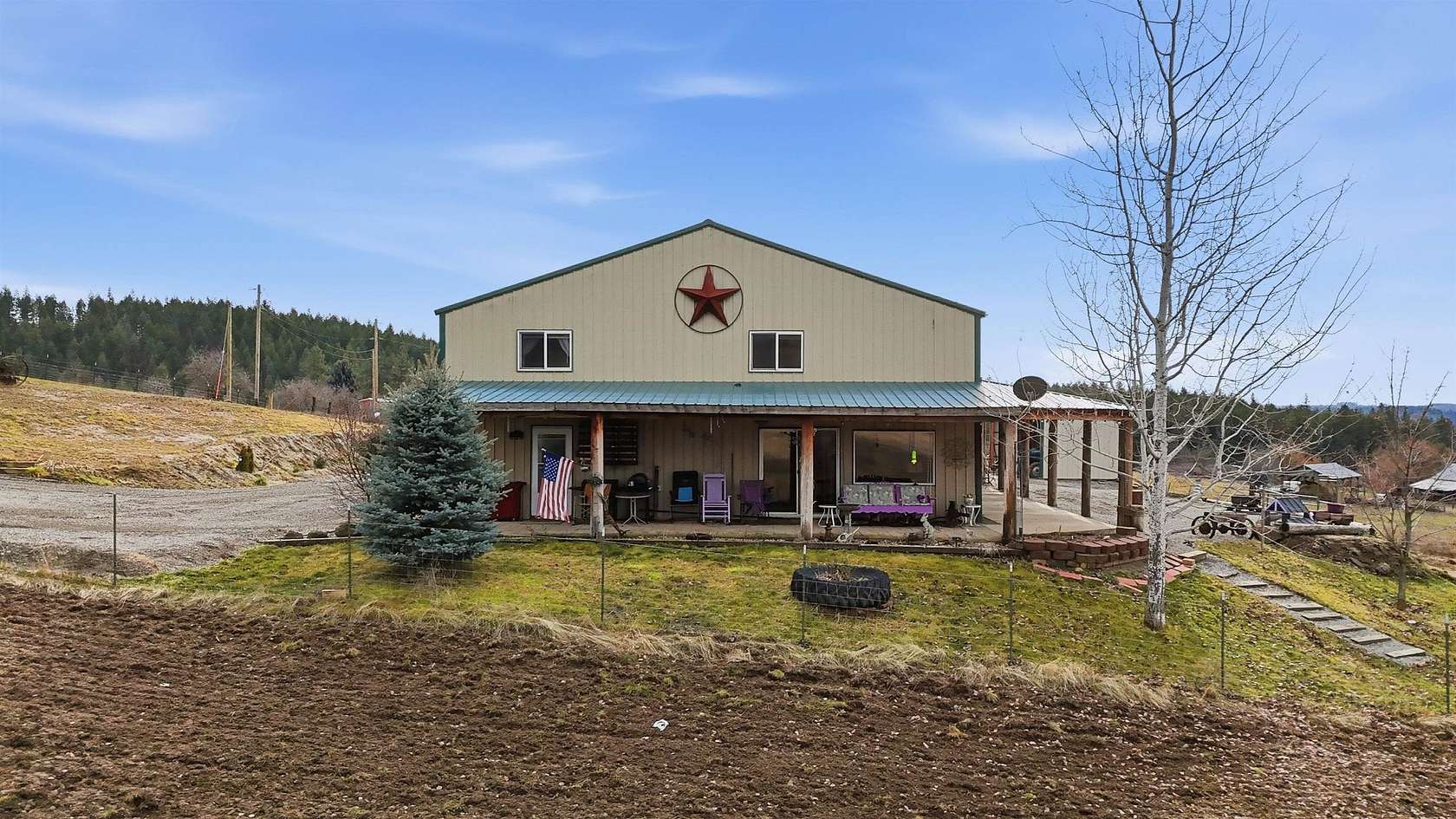 10 Acres of Land with Home for Sale in Chattaroy, Washington