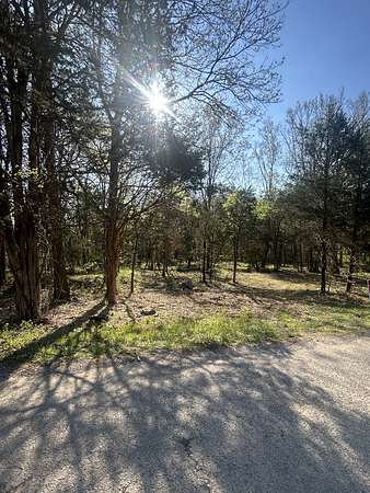 4.5 Acres of Residential Land for Sale in Columbia, Tennessee