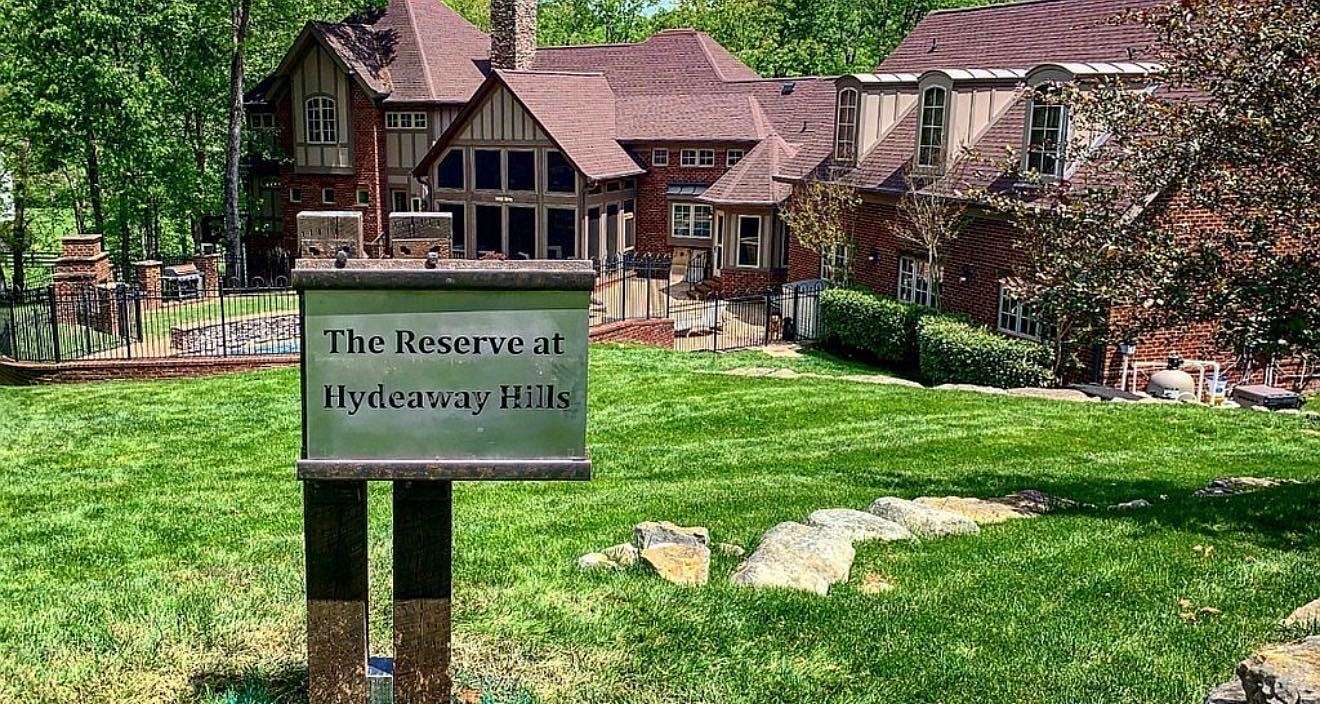 6.65 Acres of Land with Home for Sale in Franklin, Tennessee