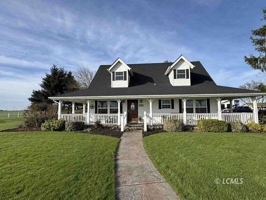 80 Acres of Agricultural Land with Home for Sale in Lebanon, Oregon