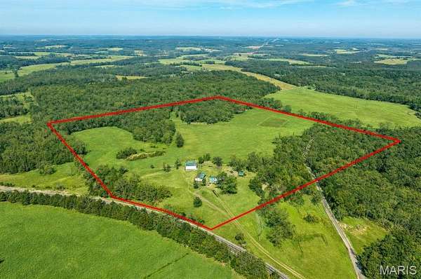 39 Acres of Land with Home for Sale in Richland, Missouri