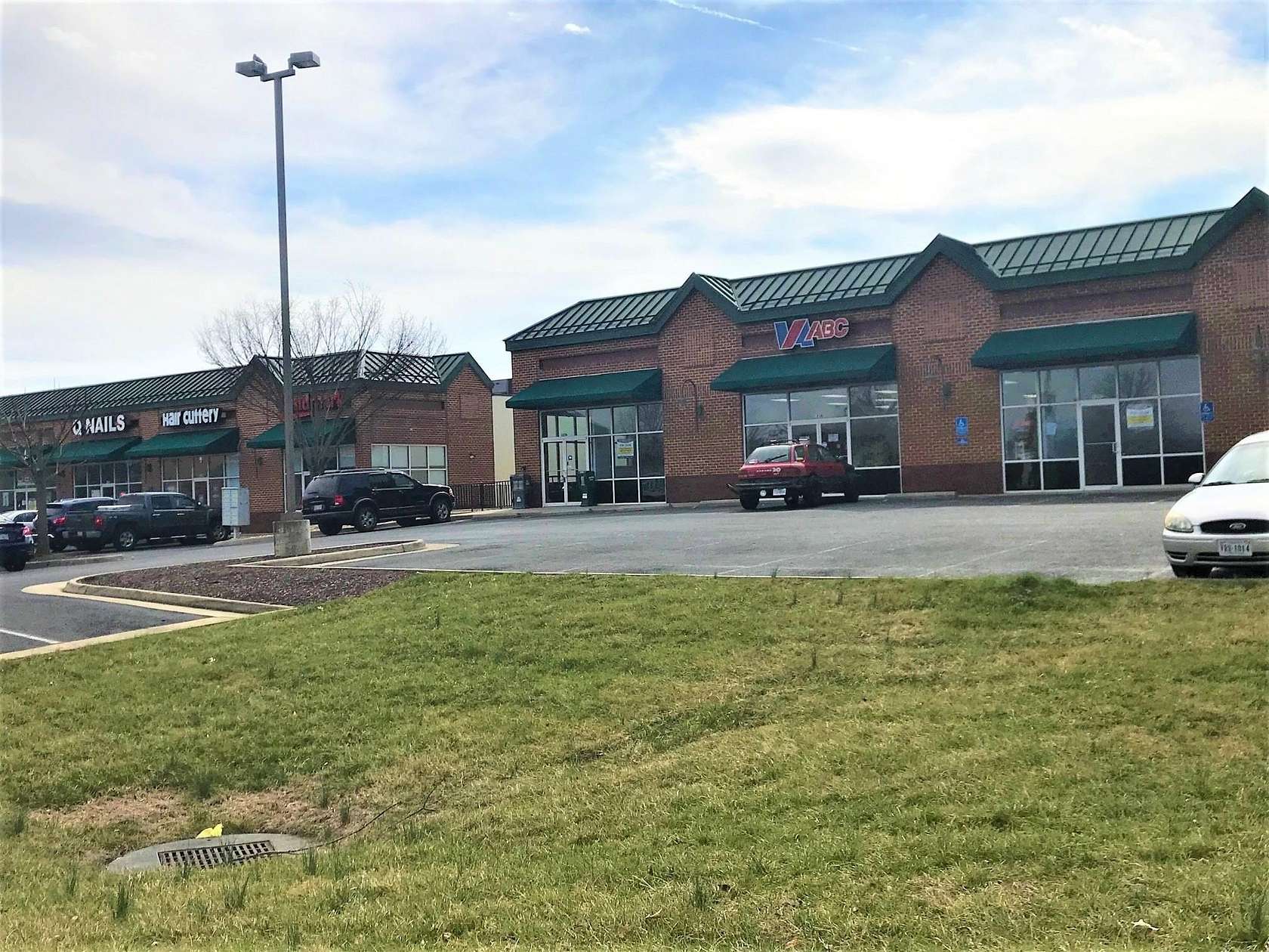 3.82 Acres of Improved Commercial Land for Sale in Waynesboro, Virginia