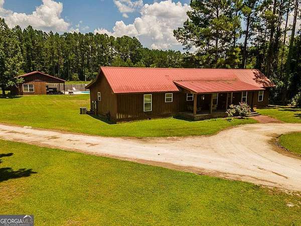 11 Acres of Land with Home for Sale in Hortense, Georgia