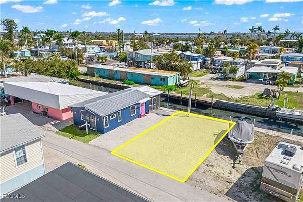 0.03 Acres of Residential Land for Sale in Matlacha, Florida