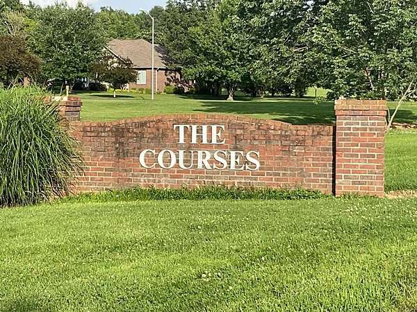 0.95 Acres of Residential Land for Sale in Madisonville, Kentucky