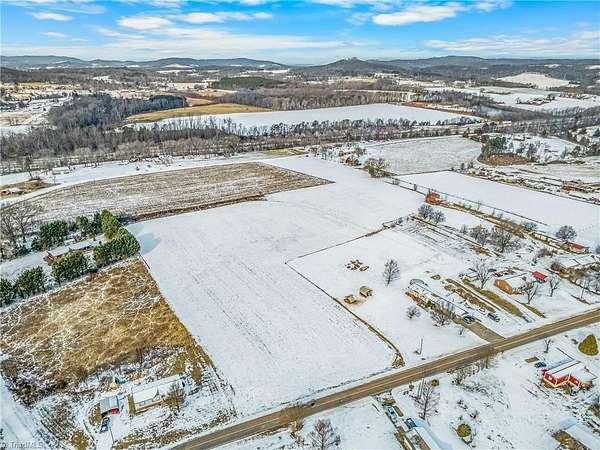 6.57 Acres of Residential Land for Sale in Hamptonville, North Carolina