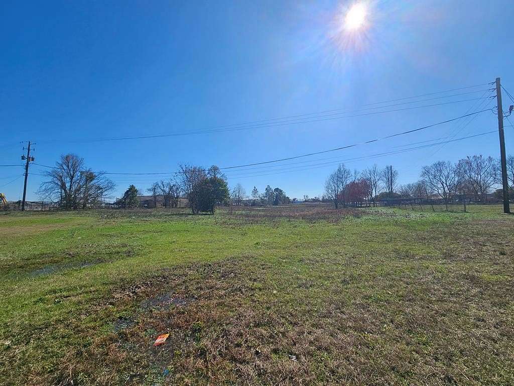 3 Acres of Commercial Land for Sale in Headland, Alabama