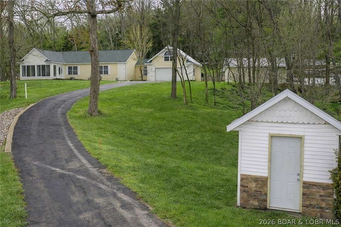 4.3 Acres of Residential Land with Home for Sale in Eldon, Missouri