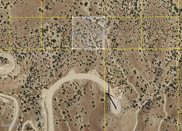 2.5 Acres of Land for Sale in Tehachapi, California