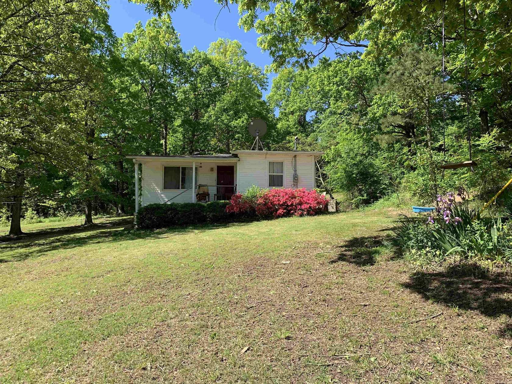 2 Acres of Residential Land with Home for Sale in Paragould, Arkansas