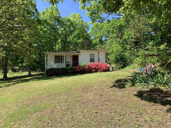 2 Acres of Residential Land with Home for Sale in Paragould, Arkansas