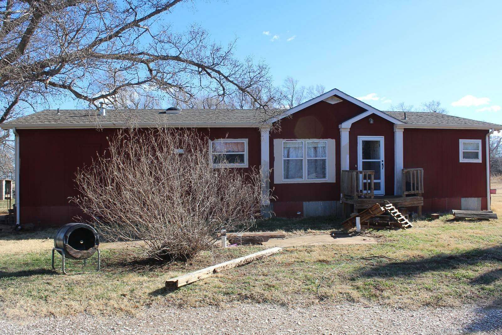 2.77 Acres of Land with Home for Sale in Mutual, Oklahoma