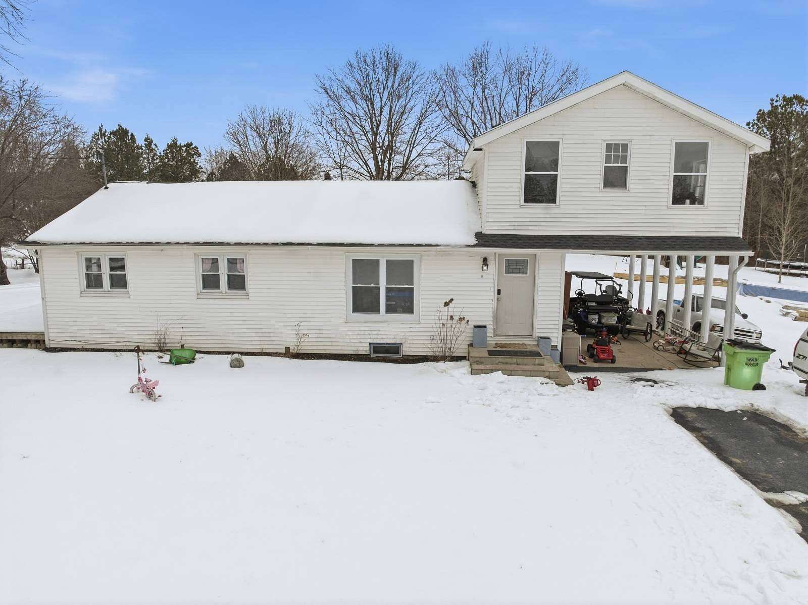 2.9 Acres of Residential Land with Home for Sale in Greenville, Kentucky