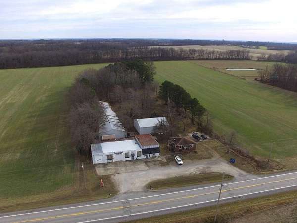 4 Acres of Mixed-Use Land for Sale in Albion, Illinois