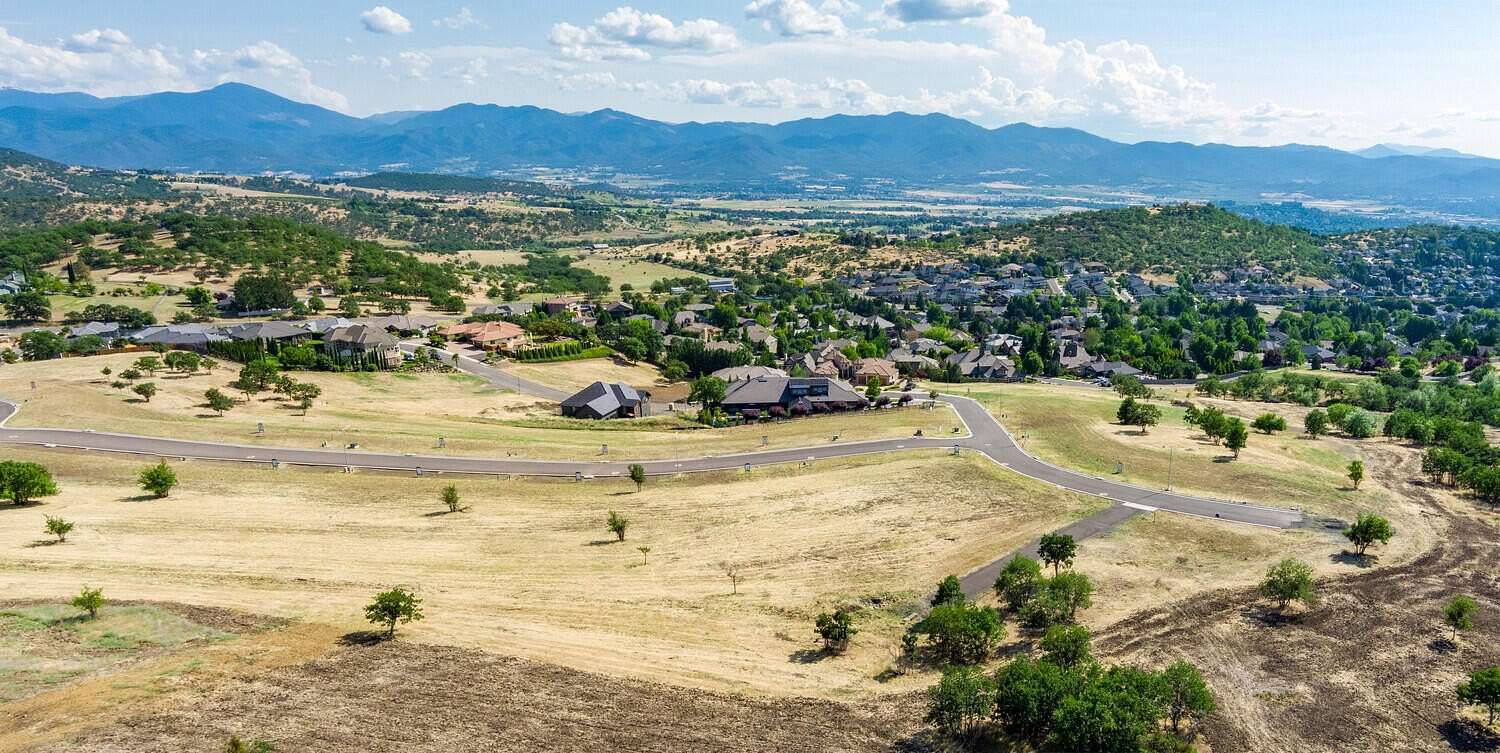 0.33 Acres of Residential Land for Sale in Medford, Oregon