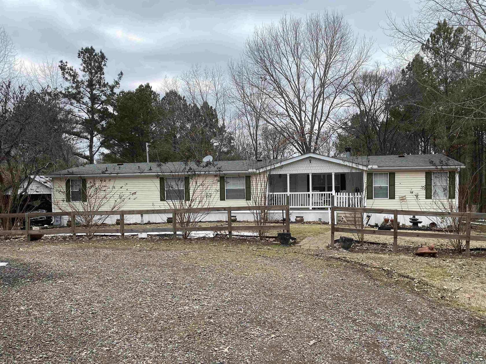 40 Acres of Land with Home for Sale in Washington, Arkansas