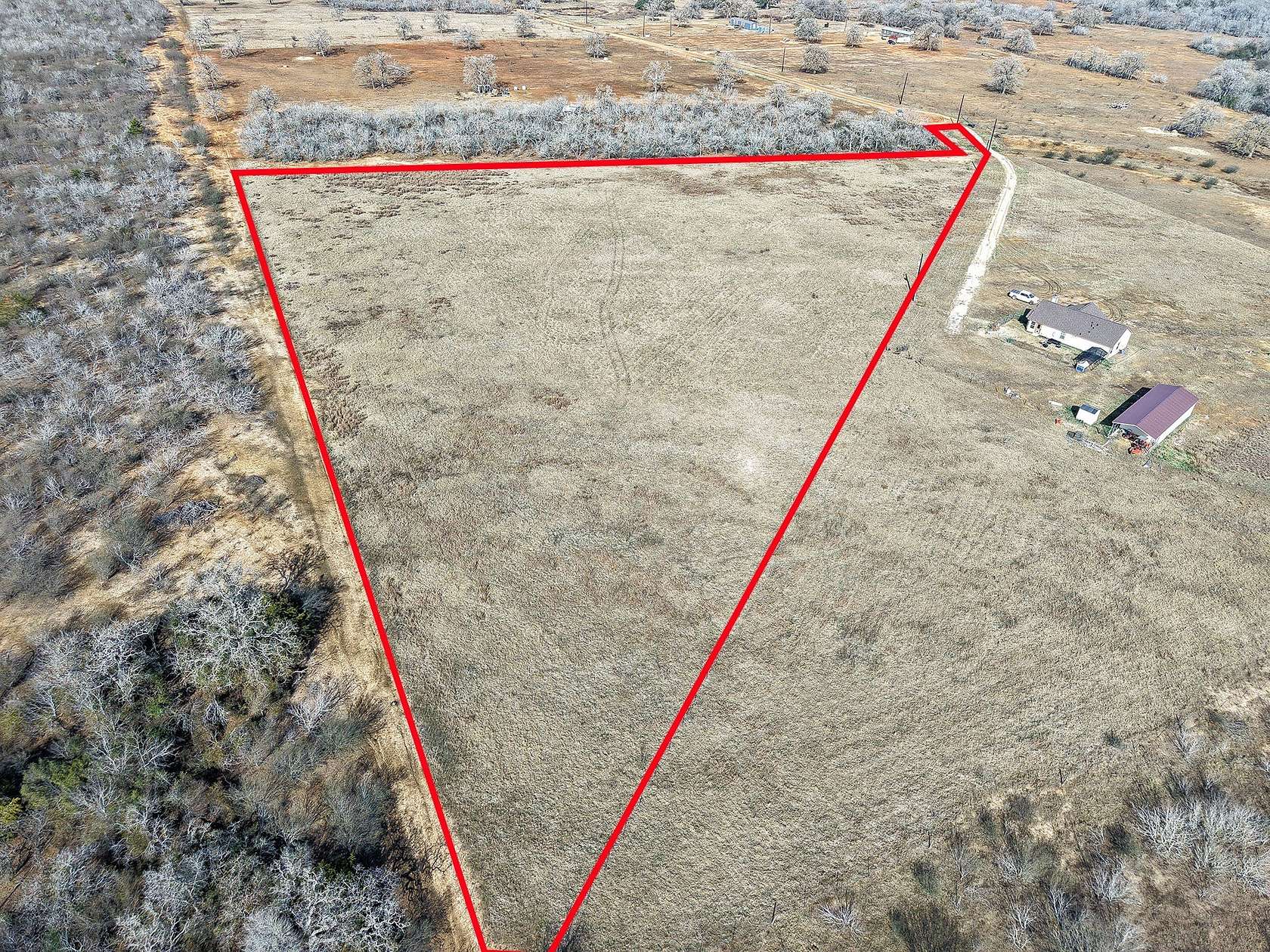 6.65 Acres of Residential Land for Sale in Gonzales, Texas