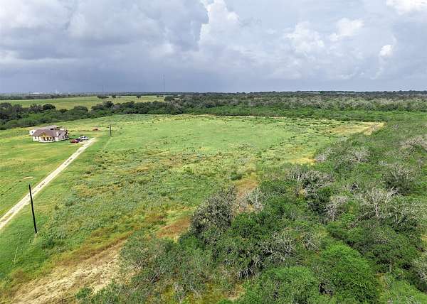 6.65 Acres of Residential Land for Sale in Gonzales, Texas