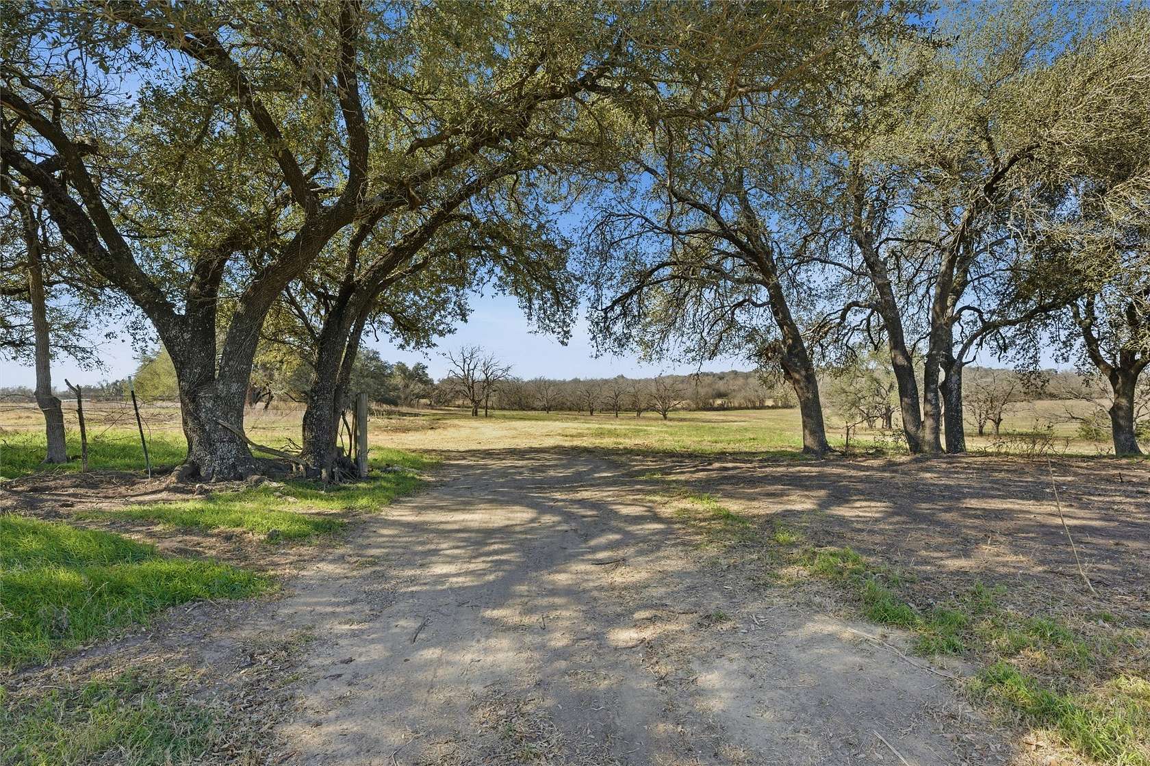 104 Acres of Land for Sale in Chilton, Texas