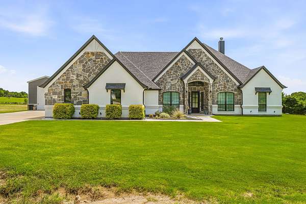2 Acres of Land with Home for Sale in Weatherford, Texas