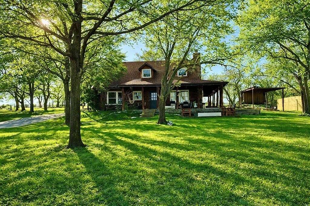 3.46 Acres of Residential Land with Home for Sale in Weatherford, Texas