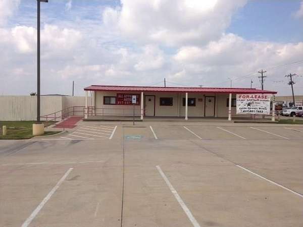 1.67 Acres of Commercial Land for Lease in Fort Worth, Texas