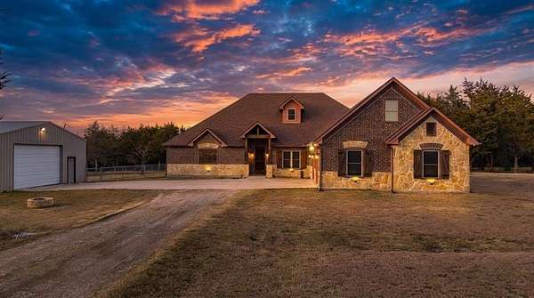 7.5 Acres of Residential Land with Home for Sale in Greenville, Texas