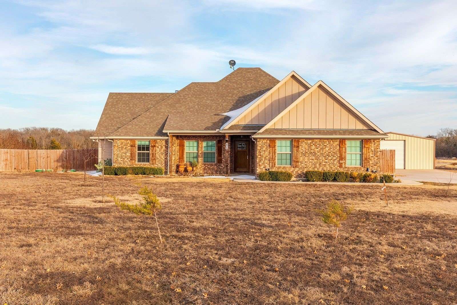 1.5 Acres of Land with Home for Sale in Trenton, Texas