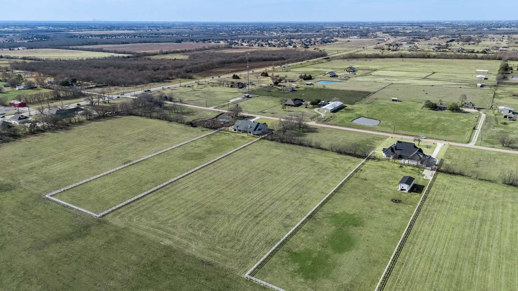 2.5 Acres of Mixed-Use Land for Sale in McLendon-Chisholm, Texas