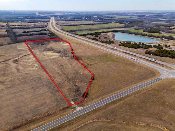 11.6 Acres of Recreational Land for Sale in Windom, Texas